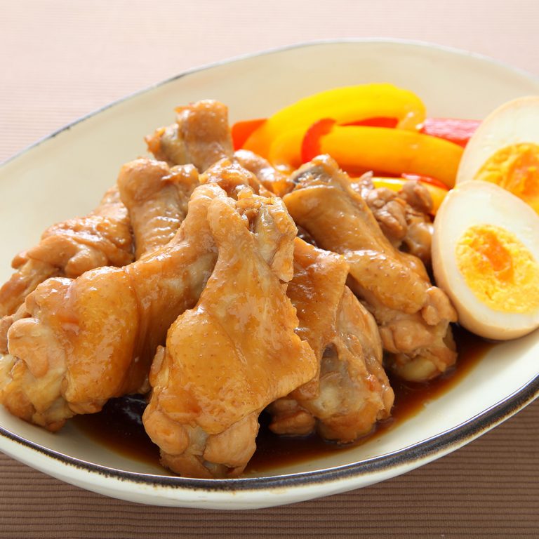 Juicy and Refreshing Boiled Chicken
